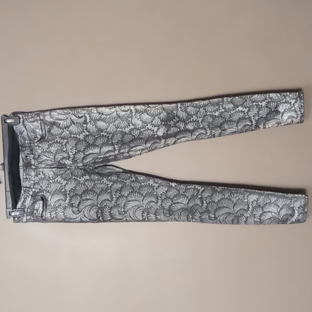 7 For All Mankind Silver Screen Patterned Skinny Jeans Size 29